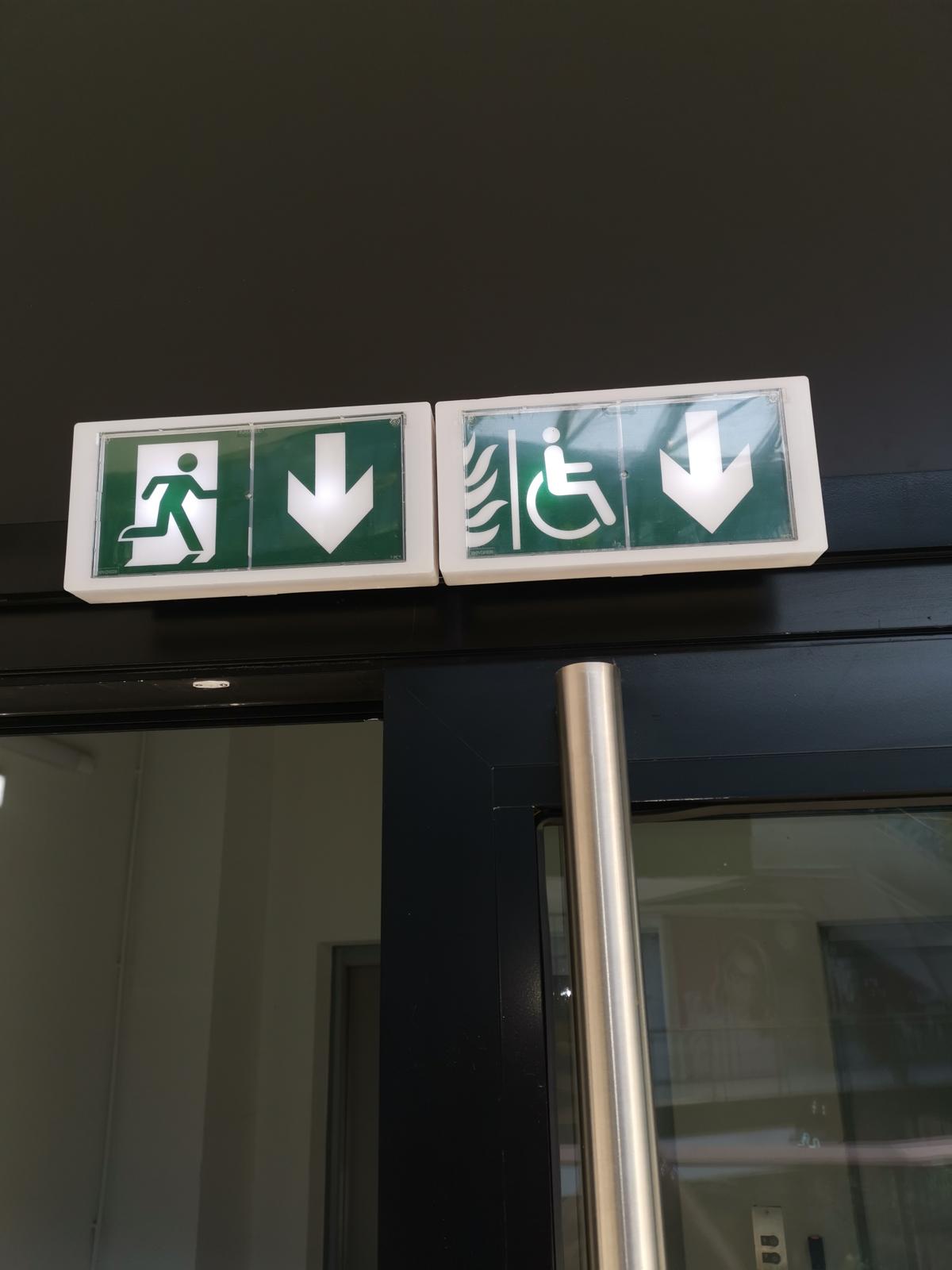 Éclairage de sécurité BAES 